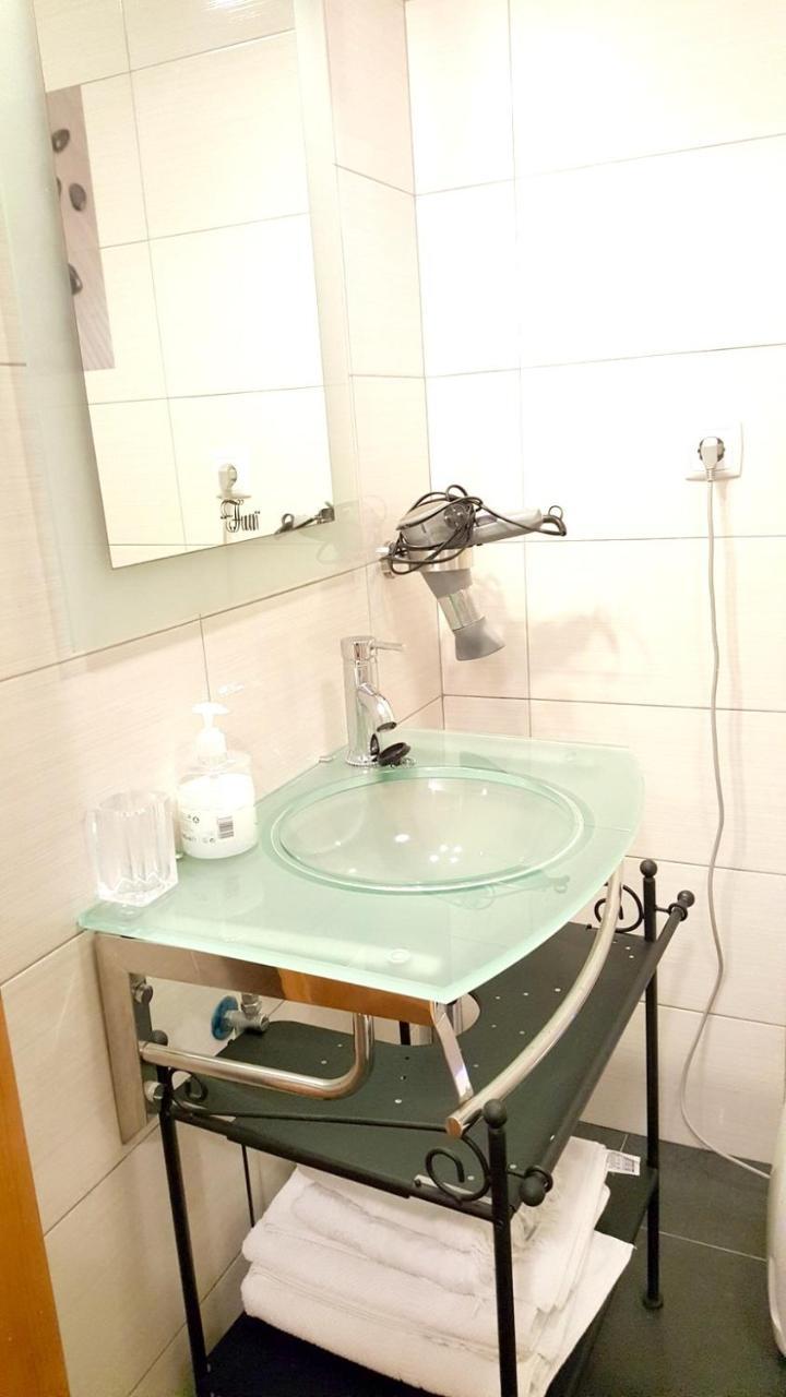 Apartamento R. Do Salvador *